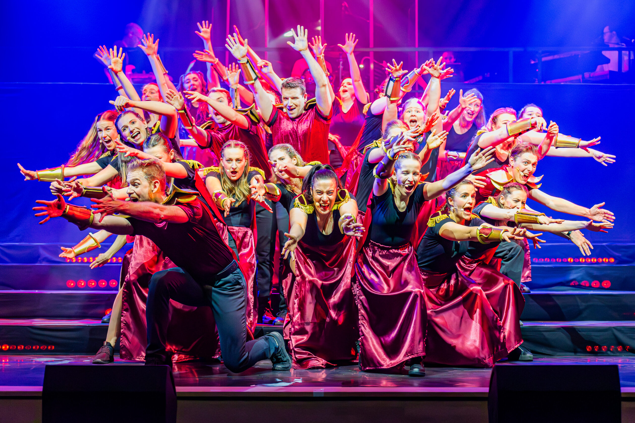 showkoor enchanté koorleden van Enchanté op het podium tijdens de show van 2026